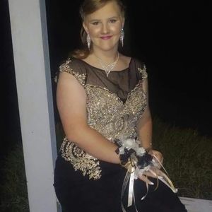 Meet your Posher, Alice